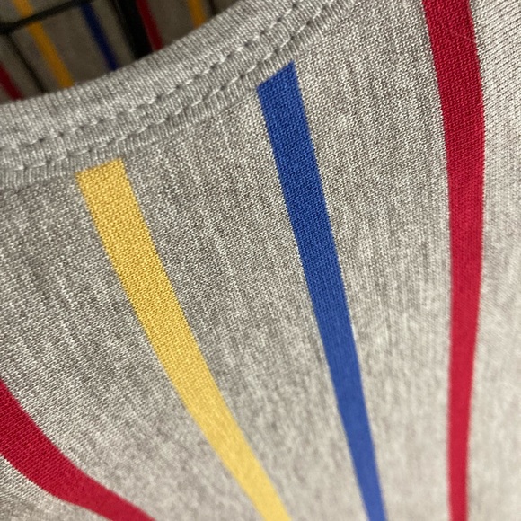 LuLaRoe Classic T, Size XS, NWT - Picture 2 of 5